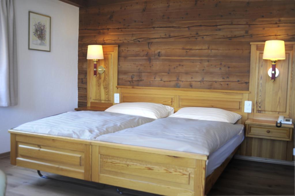 Hotel Alpenblick Zeneggen Cameră foto